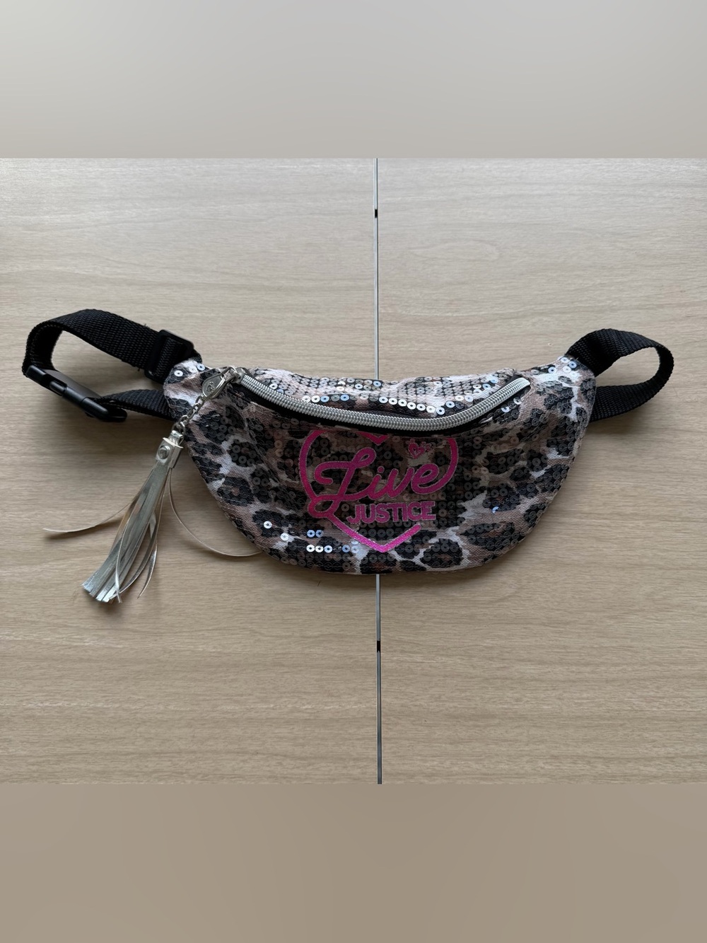 Justice Girl’s Leopard Print Sequin Fanny Pack OS